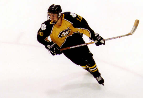 Mike Ruflin turns a corner.