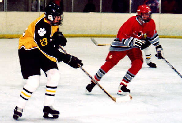 Dan Cross-Call makes a pass against Mentor.